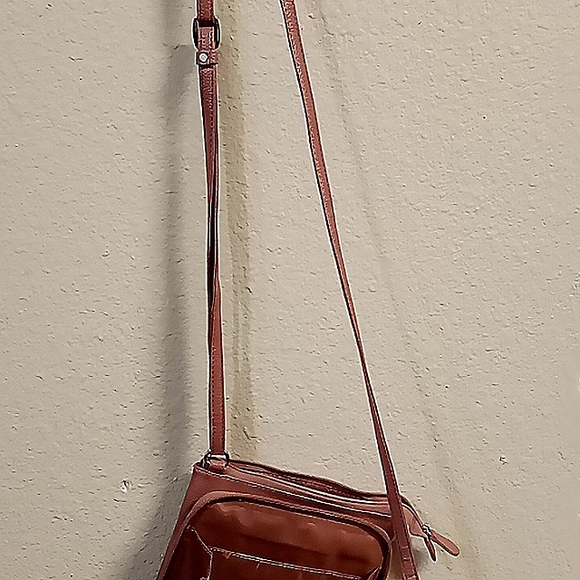 Giani Bernini Genuine Pebbled Pink Leather Triple Zip Crossbody Bag - Picture 11 of 12